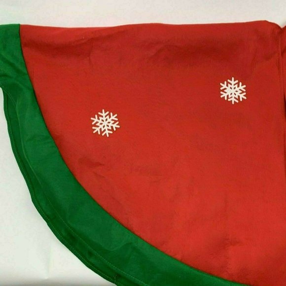 Tree Skirt Felt 48" Christmas Snowman Red White Green NEW - Picture 5 of 11